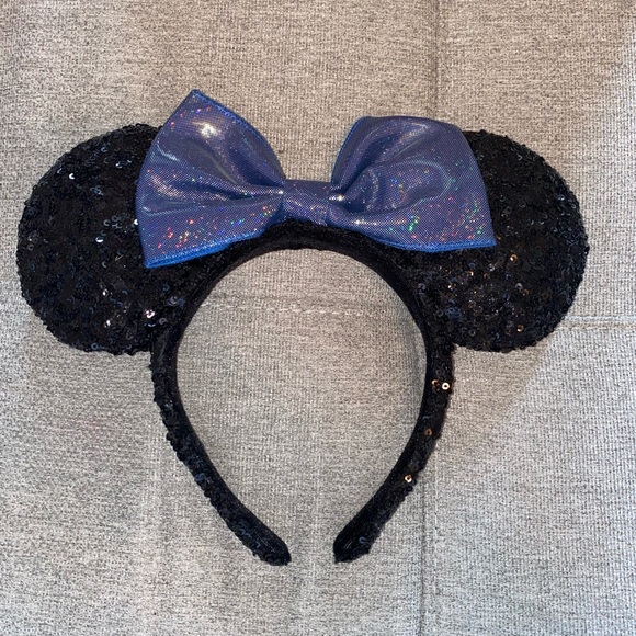 Disney Accessories - Holographic Bow Minnie Ears Headband